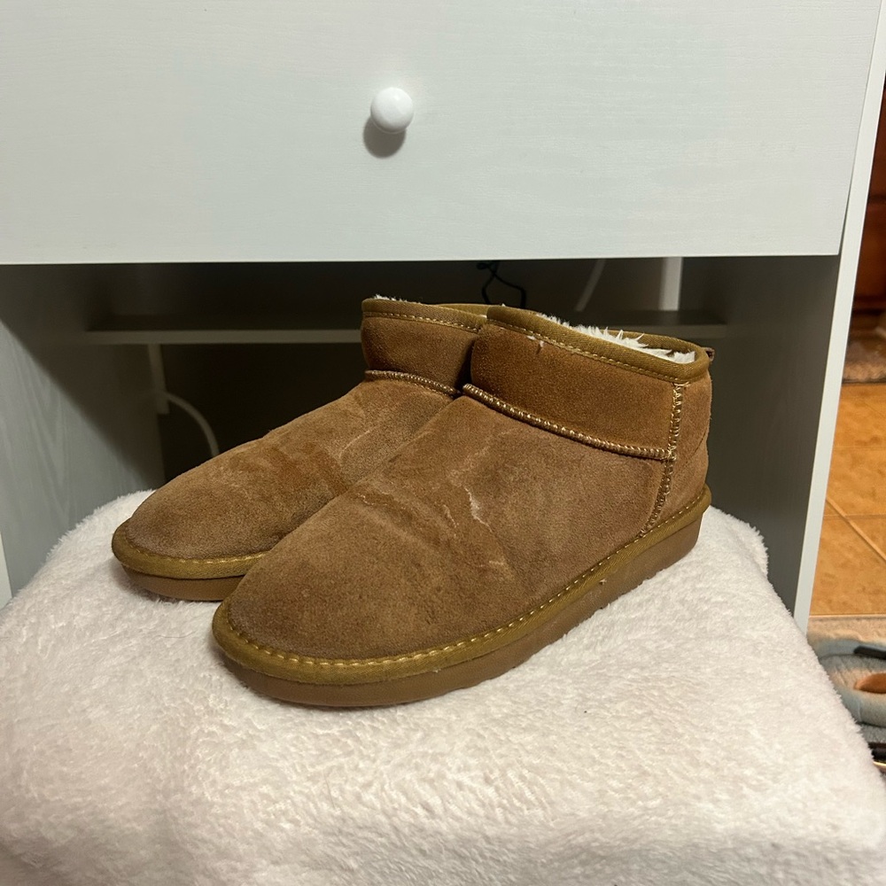 fuzzy boots